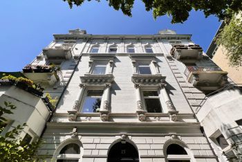 imposante Fassade imposante Fassade