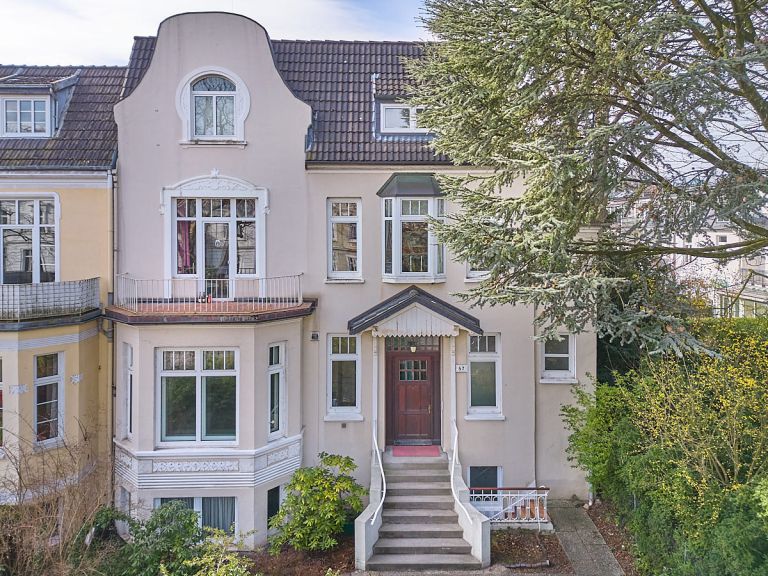 Villa mit 3 Wohneinheiten - variabel zu nutzen